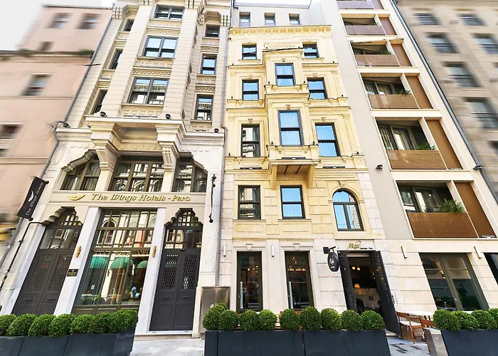 The Wings Pera Стамбул