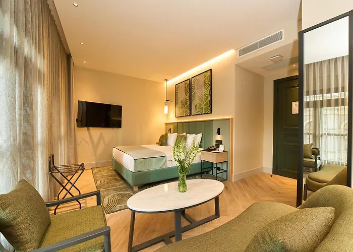 The Wings Pera Отель 4*