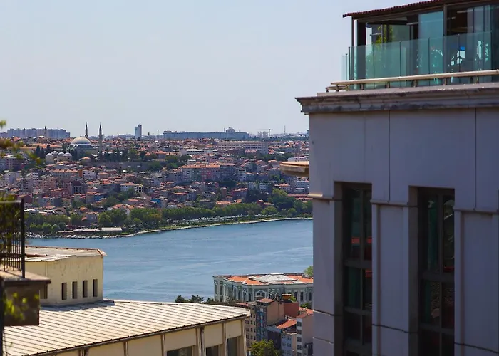 The Wings Pera Отель