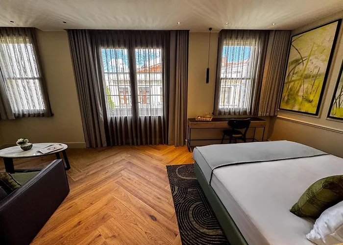 Отель The Wings Pera Стамбул