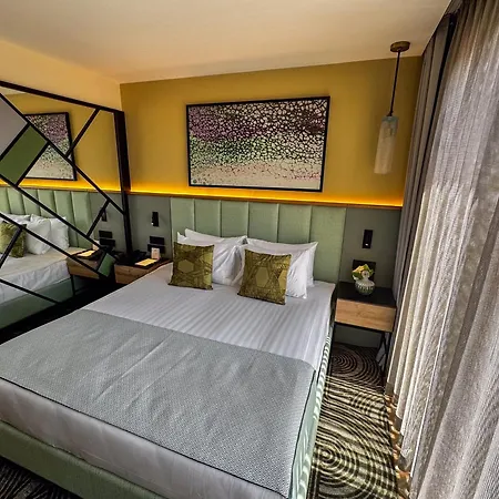 The Wings Pera * איסטמבול