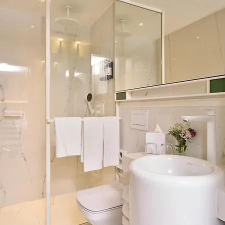 מלון The Wings Pera *