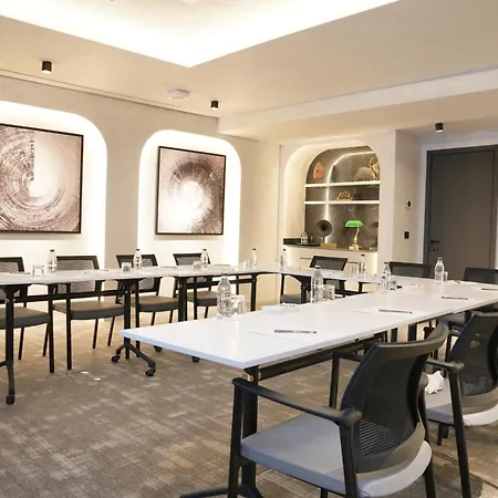 The Wings Pera * איסטמבול