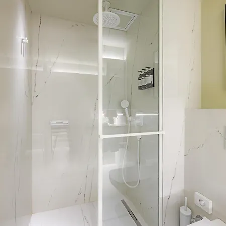 The Wings Pera Hotell 4*