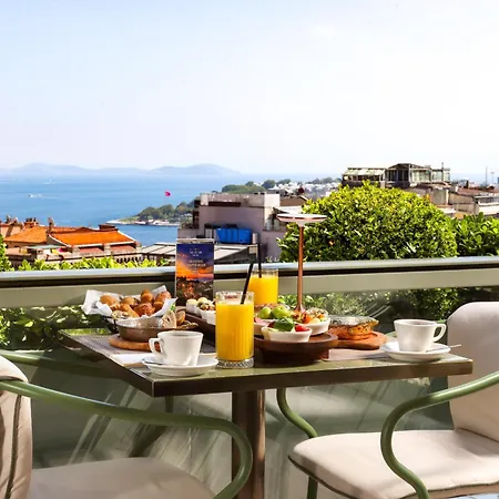 The Wings Pera Hotell 4*