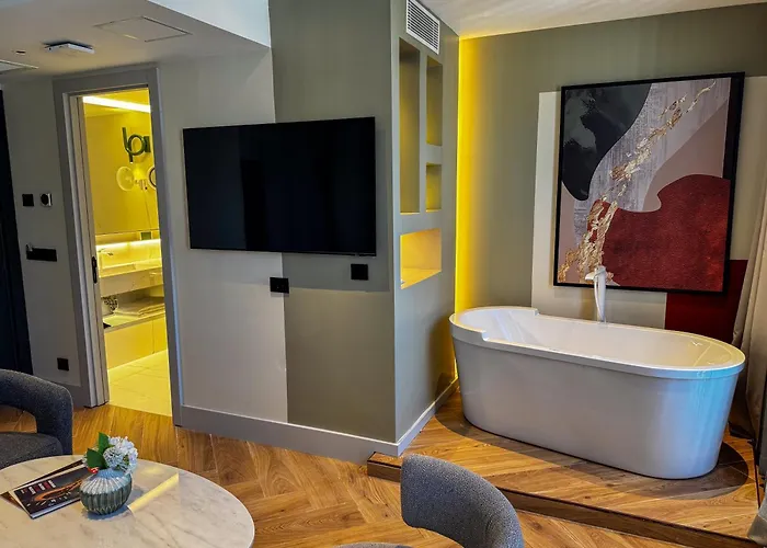 The Wings Pera Отель 4*