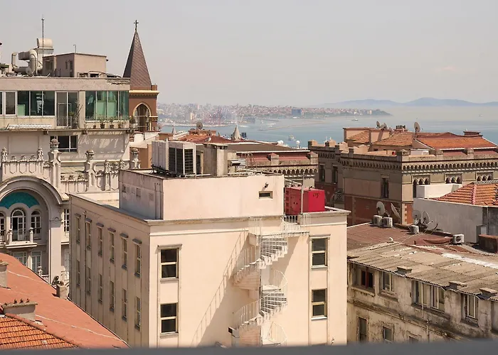 The Wings Pera Отель